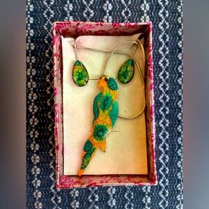 Elegant Parrot Pendant and Earring Set